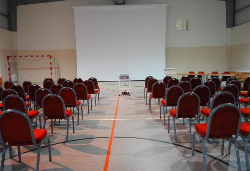 בית מלון כפרי Osrodek Szkoleniowy Allianz