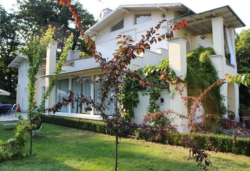 Pałac Wiechlice Hotel, Restaurant, Spa