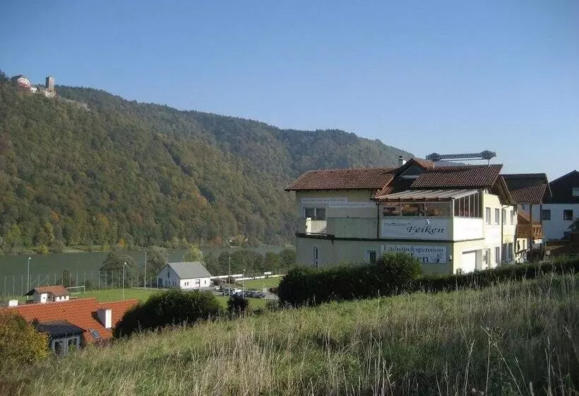 Hotelli Pension Feiken