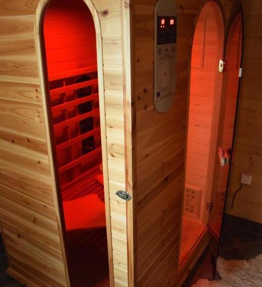 בית מלון כפרי Pensjonat Reymontówka