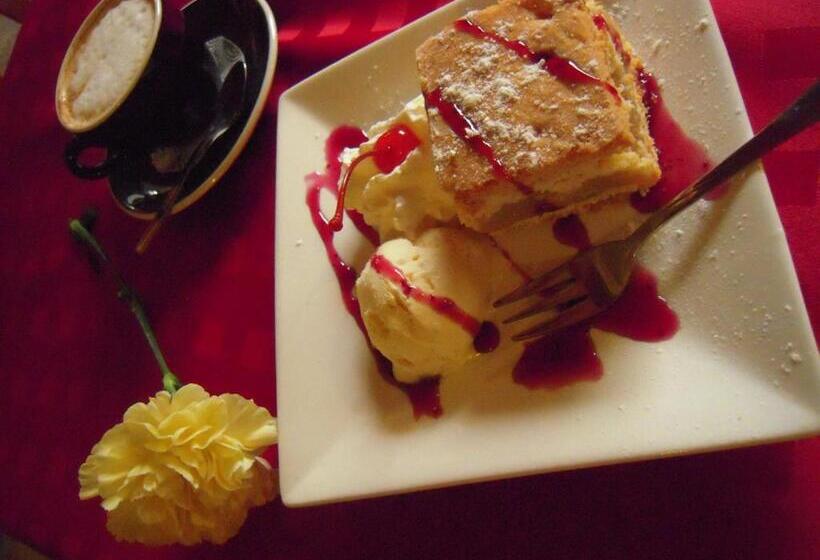 호텔 Pensjonat Zamek Dersława