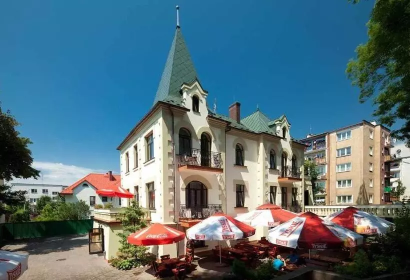 ホテル Pensjonat Zamek Dersława