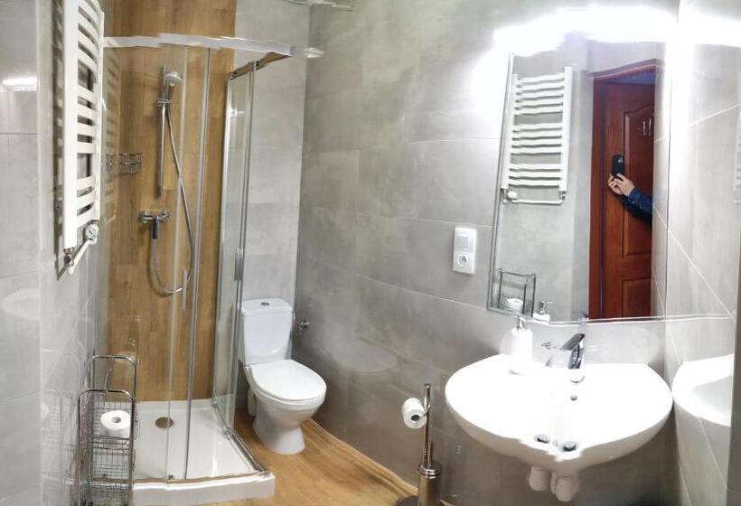 호텔 Pensjonat Zamek Dersława