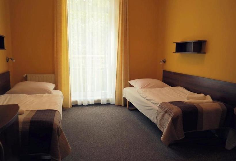 Hotel Sanatorium Uzdrowiskowe Marta