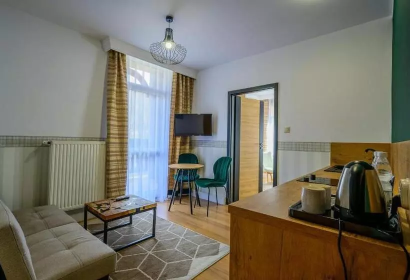 Hotelli Sowia Dolina Góry Sowie