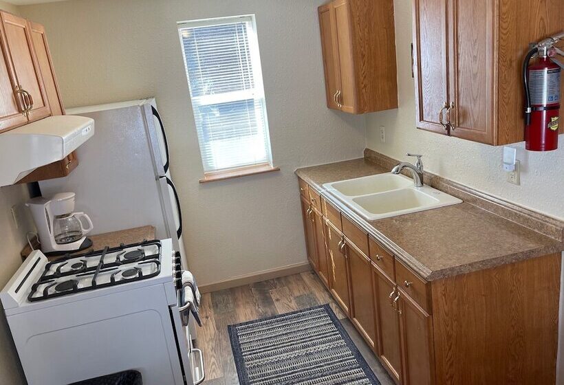 فندق Stoney River Lodge