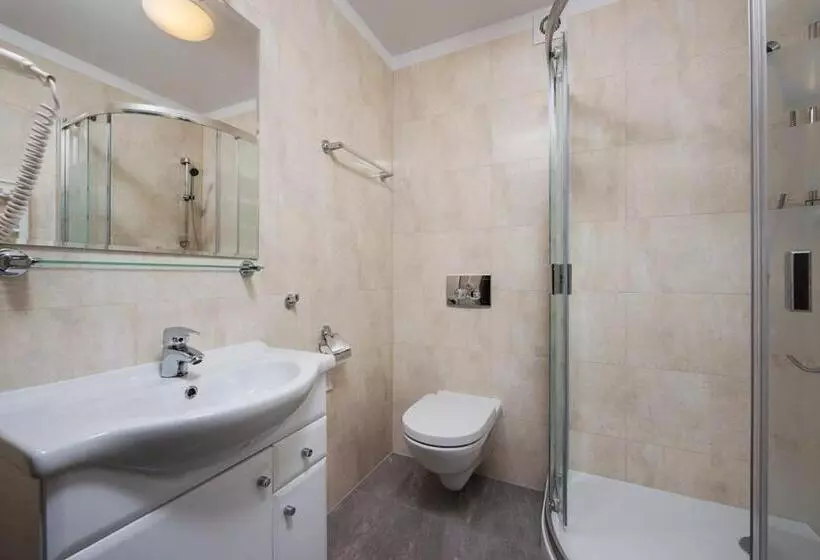 Hotelli Szafir