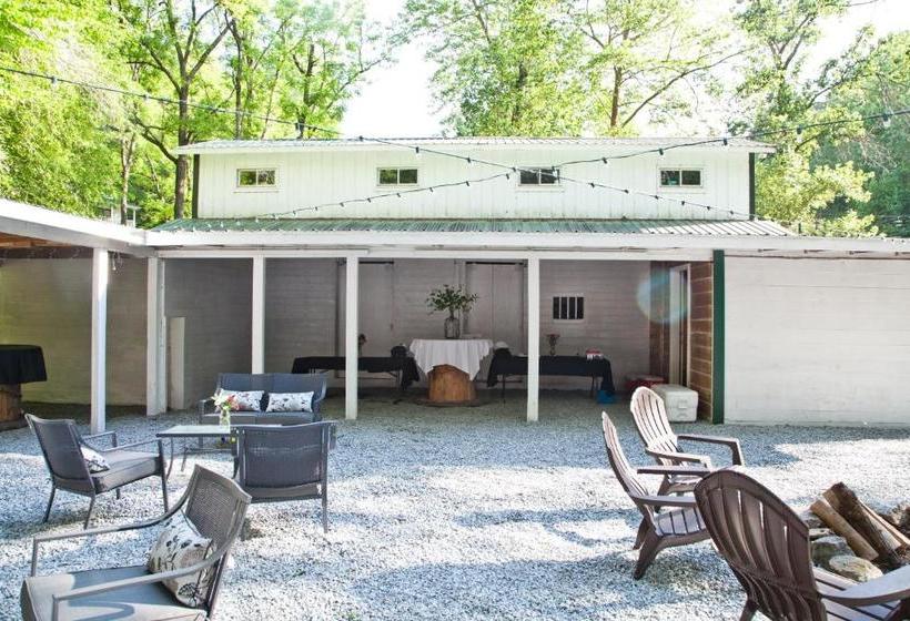 فندق Valle Crucis Farm