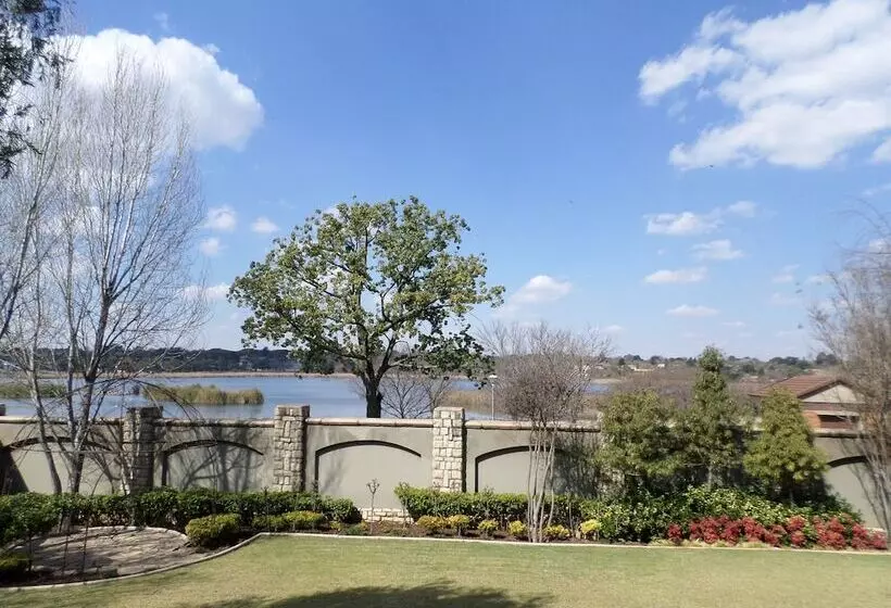 ホテル Villa Amanzi Boutique Guest House