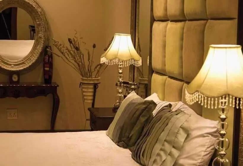 ホテル Villa Amanzi Boutique Guest House