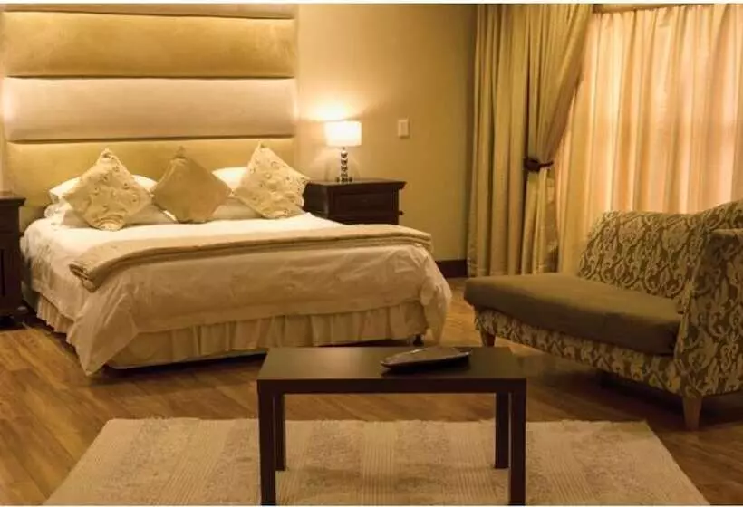 ホテル Villa Amanzi Boutique Guest House