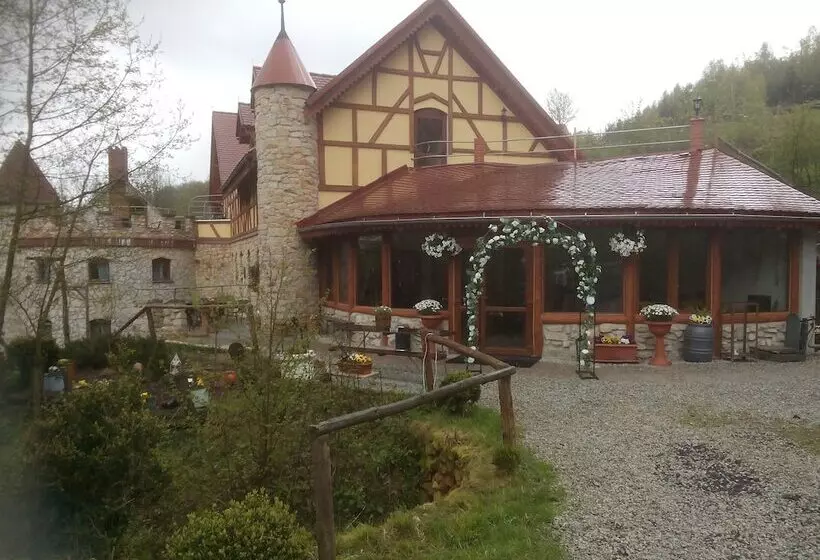 Hotelli Zbójna Debra