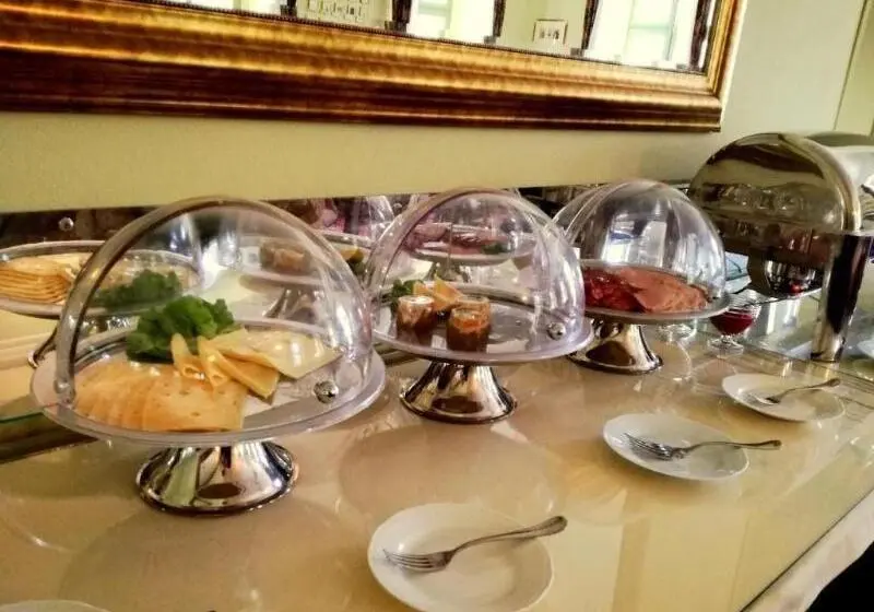 Pałac Wiechlice   Hotel, Restaurant, Spa