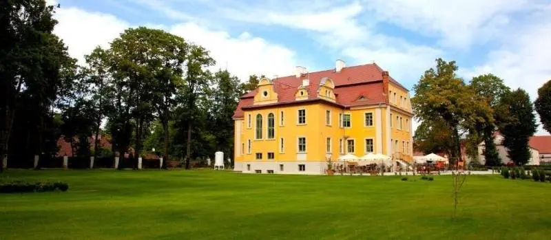 Pałac Wiechlice   Hotel, Restaurant, Spa