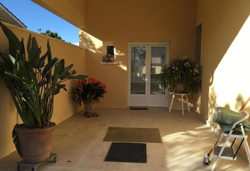 Bed and Breakfast Le Clos Des Gazanias