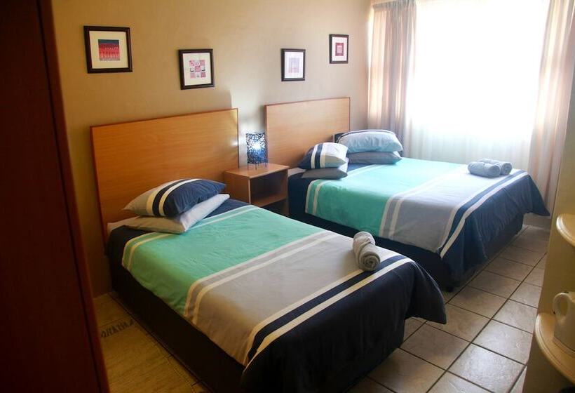 צימר Mzimayi River Lodge