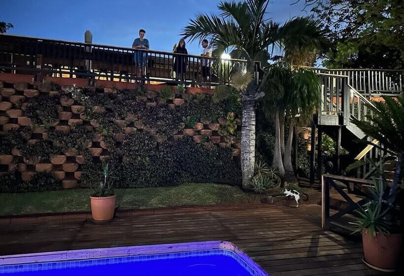 צימר Mzimayi River Lodge