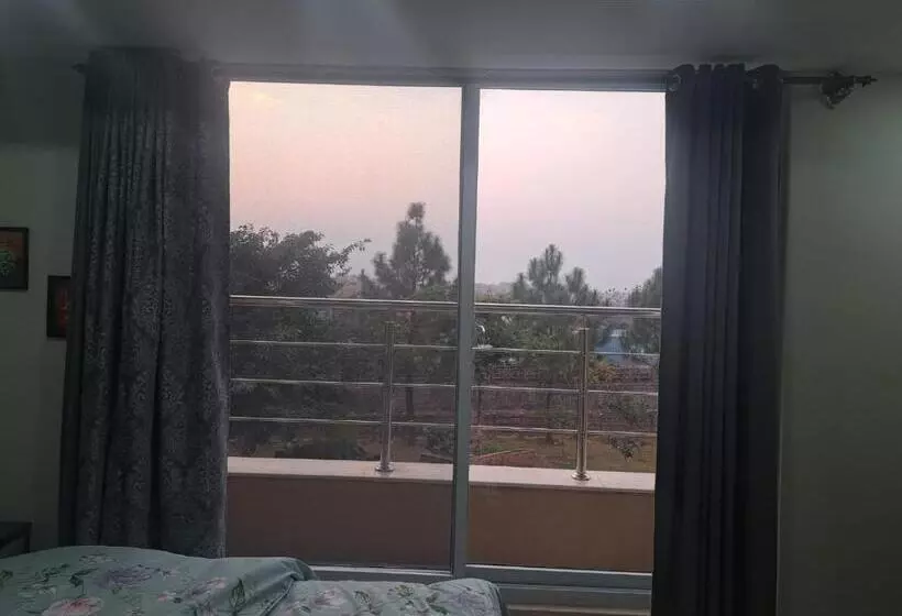 تختخواب و صبحانه Rayyan Retreat