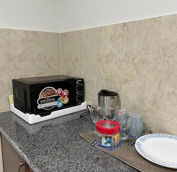 تختخواب و صبحانه Rayyan Retreat