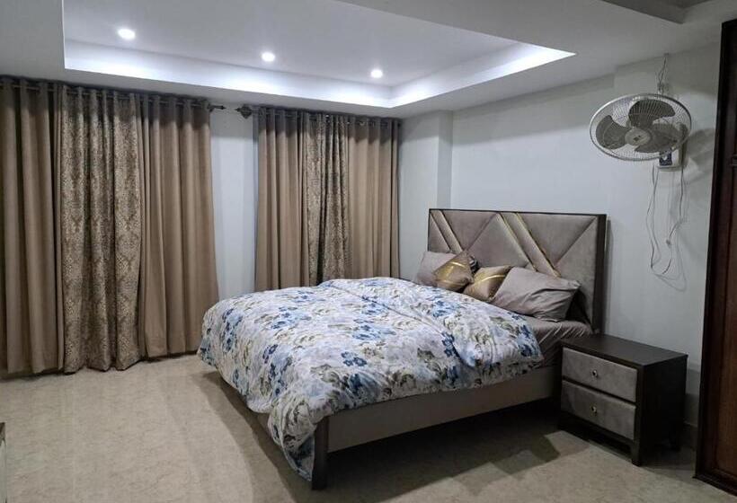 تختخواب و صبحانه Rayyan Retreat