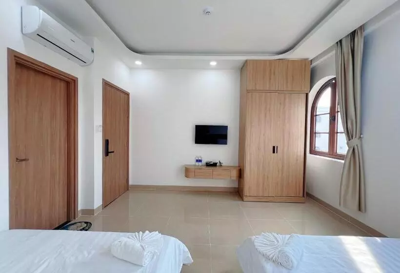 هتل Khách Sạn Tam Hữu