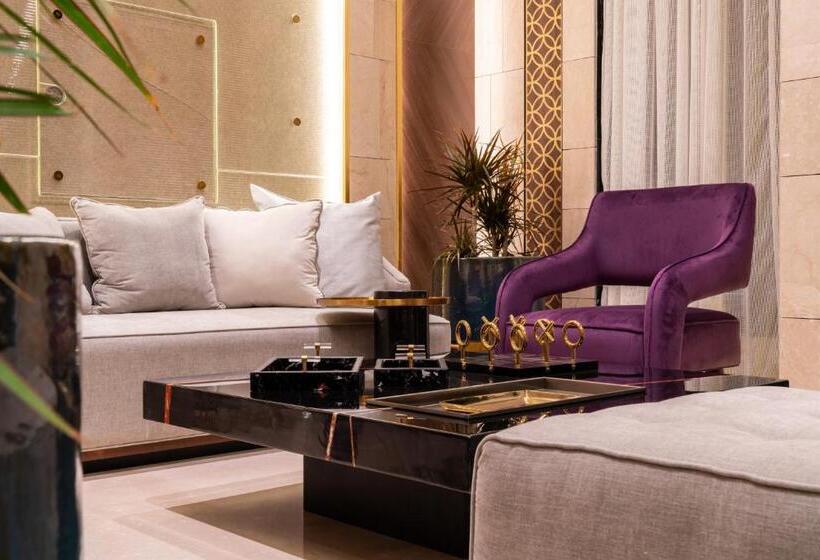 Отель Lilac Park