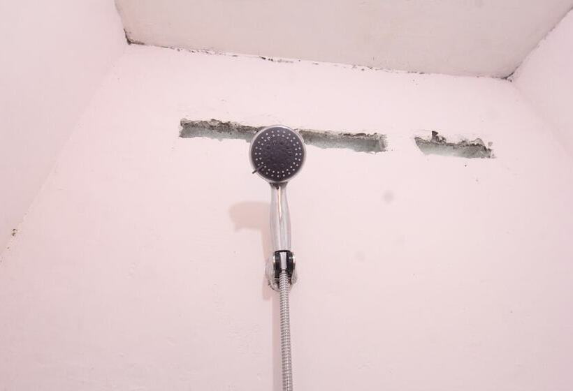 Отель Oyo Life 93284 Kos Cendana Raya