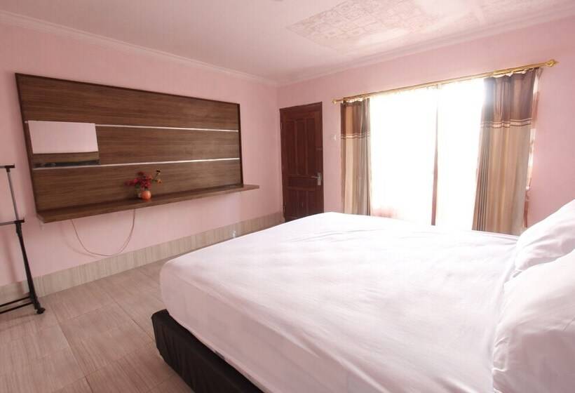 Отель Oyo Life 93284 Kos Cendana Raya