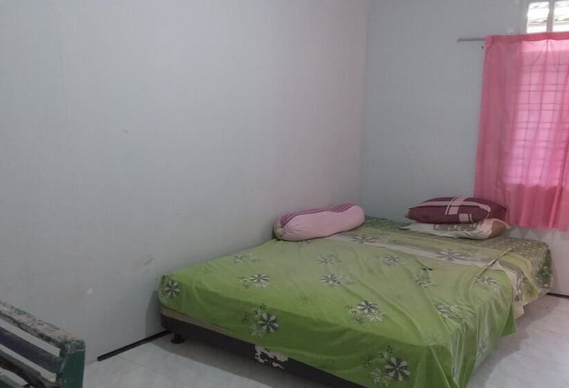 Отель Oyo Life 93284 Kos Cendana Raya