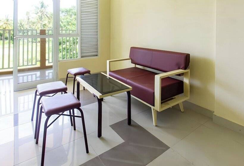 호텔 Oyo Life 93399 Kos Batulayar