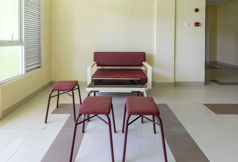 호텔 Oyo Life 93399 Kos Batulayar