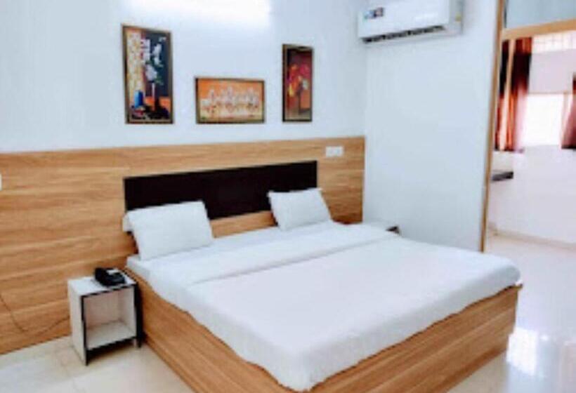 Hotel Parth Chitrakoot