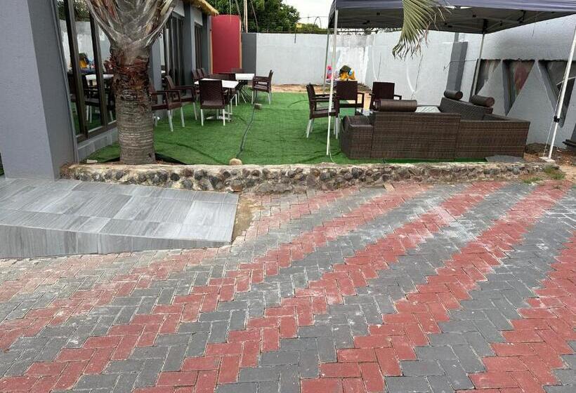 酒店 Ribs Boutique