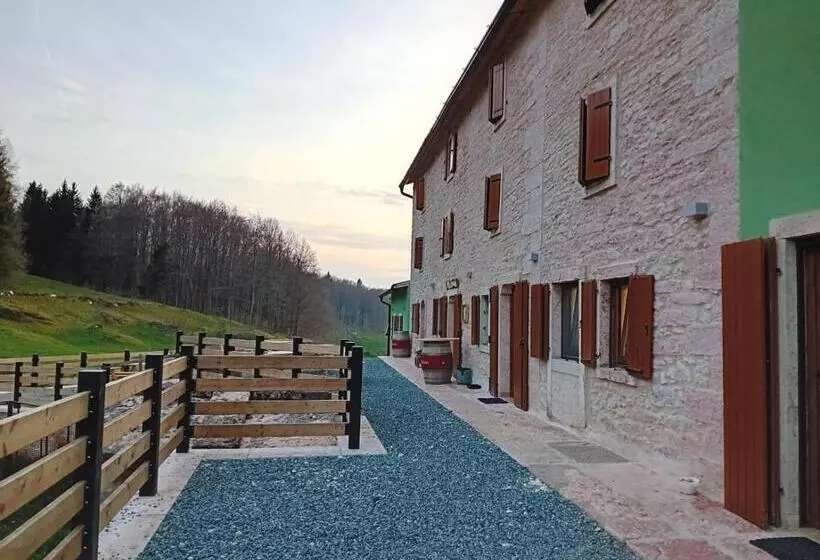 Hotelli Rifugio Cuneck