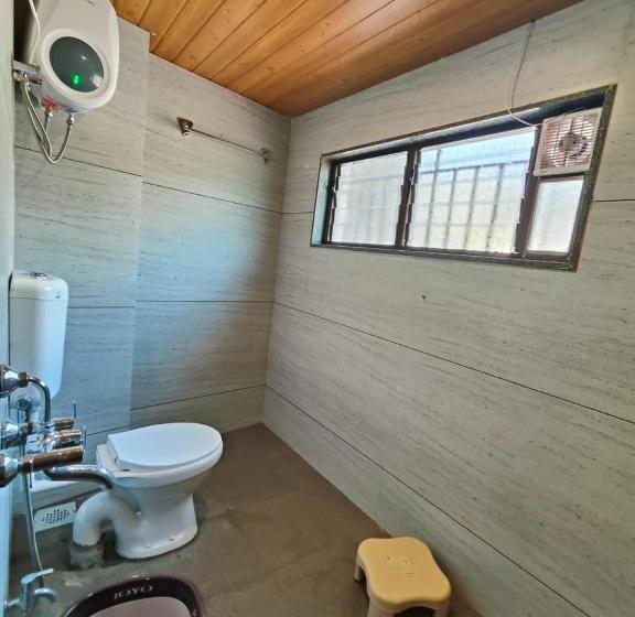 בית מלון כפרי Shivansh Executive