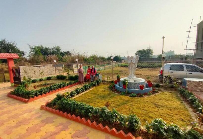 בית מלון כפרי Staymaker Mukul Bithi Stay With Garden View