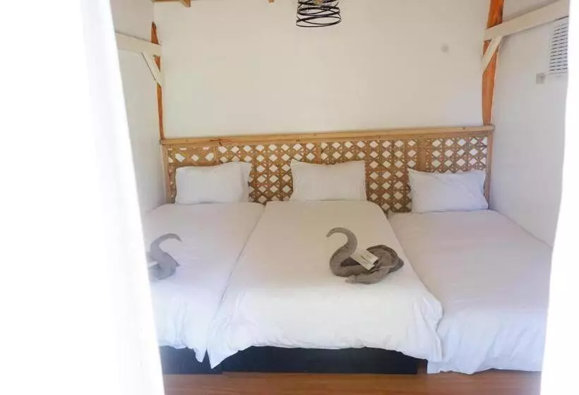 Leonora Beach Resort And Recreation