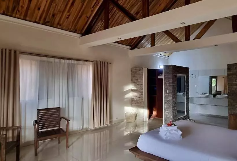 Mahafaly Hotel & Resort