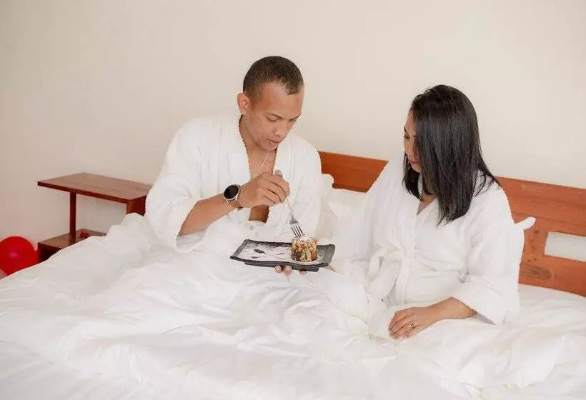 Mahafaly Hotel & Resort