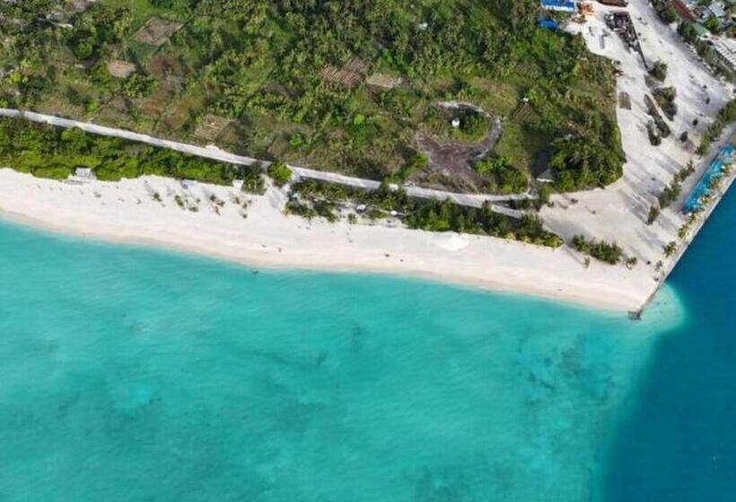 پانسیون Oi Beach