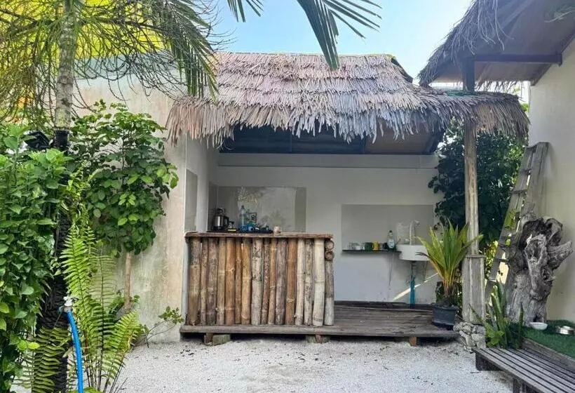 پانسیون Oi Beach