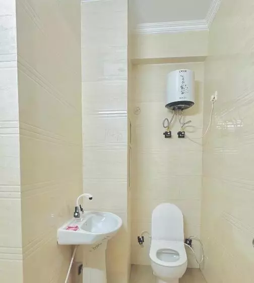 Majatalo Relax In   Noida Sector 18