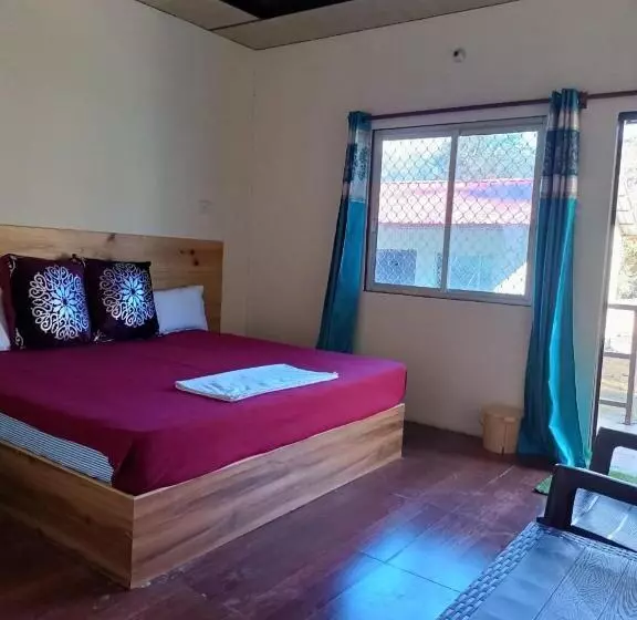 Pr Resort   Walking Distance To Jw Marriott Hotel Couple Friendly
