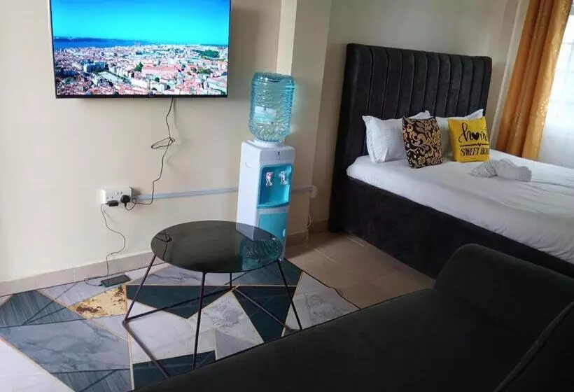 تختخواب و صبحانه Lora S Haven Homes Studio Apartment