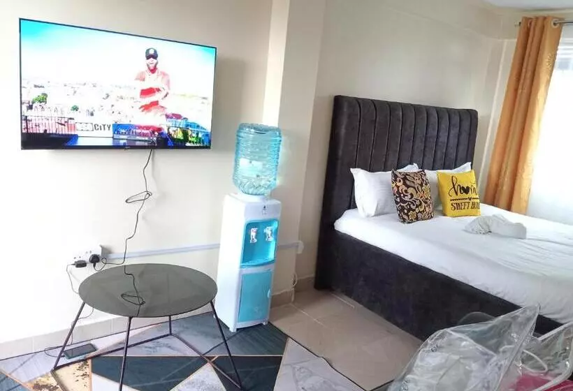 تختخواب و صبحانه Lora S Haven Homes Studio Apartment