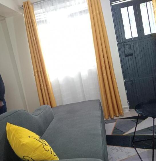 تختخواب و صبحانه Lora S Haven Homes Studio Apartment