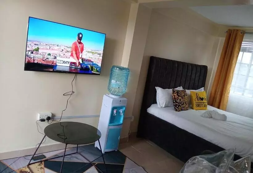 تختخواب و صبحانه Lora S Haven Homes Studio Apartment