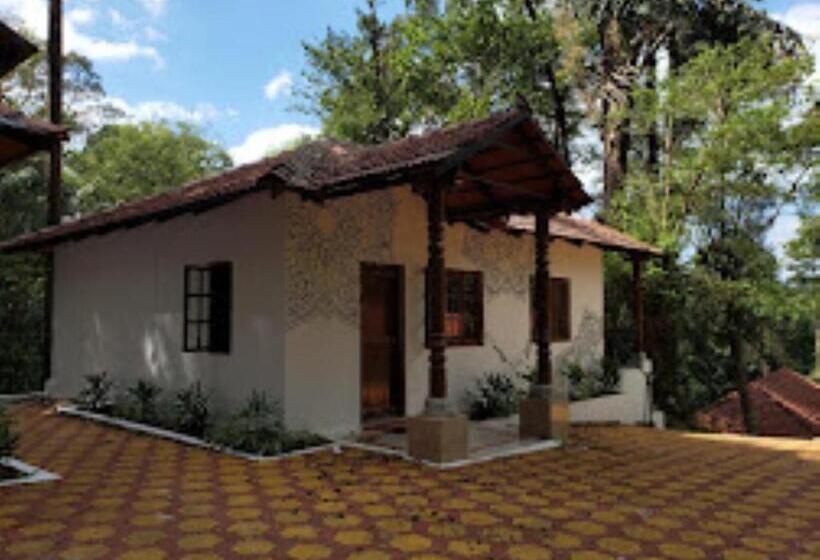 Coorg Aisiri Resort, Madikeri