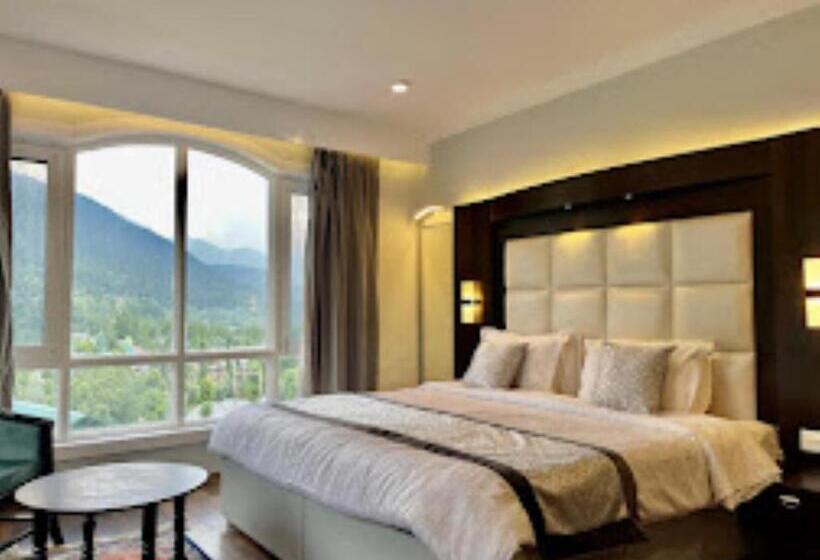 Forest Hill Resorts Laripora