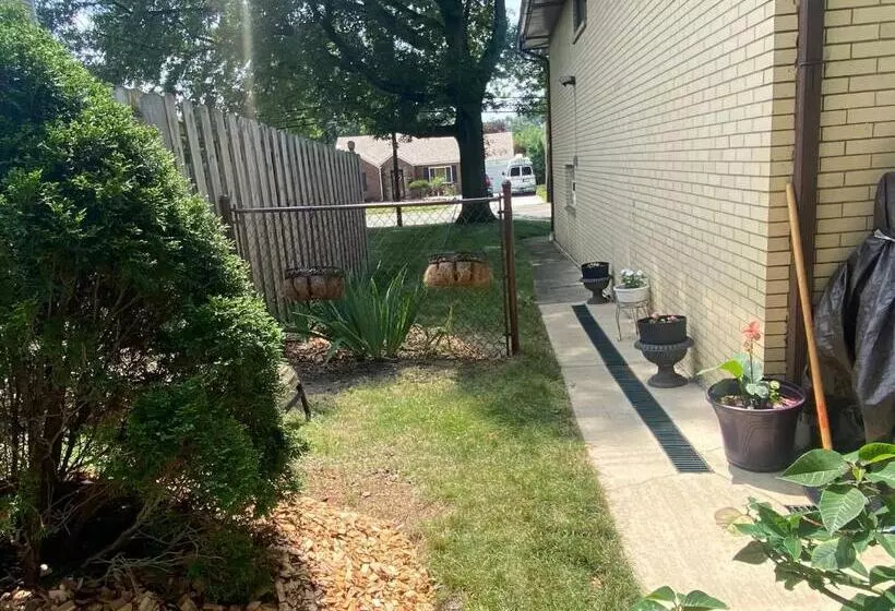 Grandma Sang S Bed & Breakfast